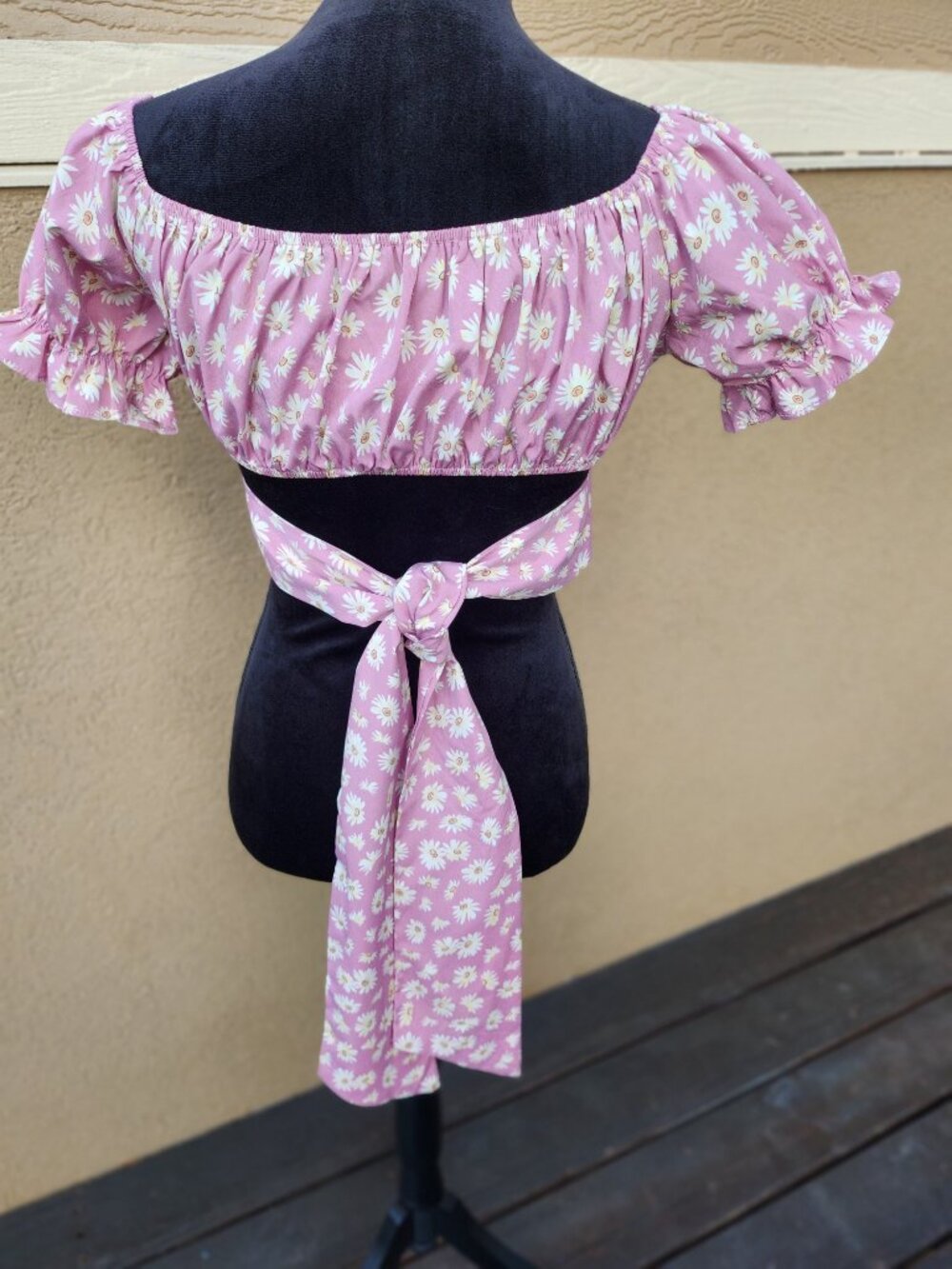 LYANER Pink Daisy Floral Y2K Milkmaid Crop Top Size L Puff Sleeve Ruched Bust - Picture 5 of 11